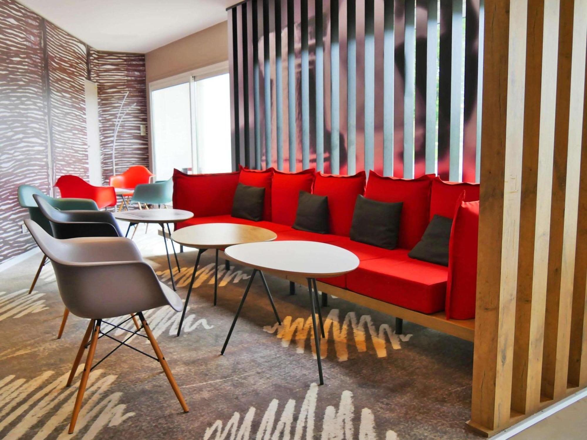 Ibis Laval Le Relais D'Armor Hotel Changé Kültér fotó